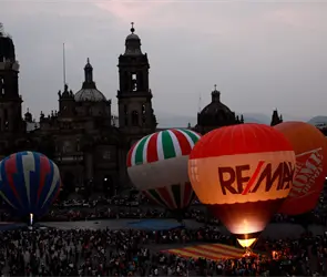 D&iacute;a del Ni&ntilde;o 2026: Pista de hielo, tirolesa y globos aerost&aacute;ticos gratis en el Z&oacute;calo