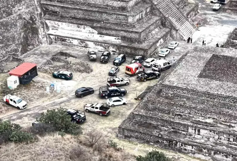 El taque armado en la Pir&aacute;mide de la Luna dej&oacute; dos muertos y 13 heridos en la zona arqueol&oacute;gica de Teotihuac&aacute;n.