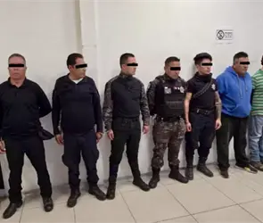 Detienen a jefe de Seguridad y polic&iacute;as por robo de tr&aacute;iler; intent&oacute; sobornar para evitar arrestos