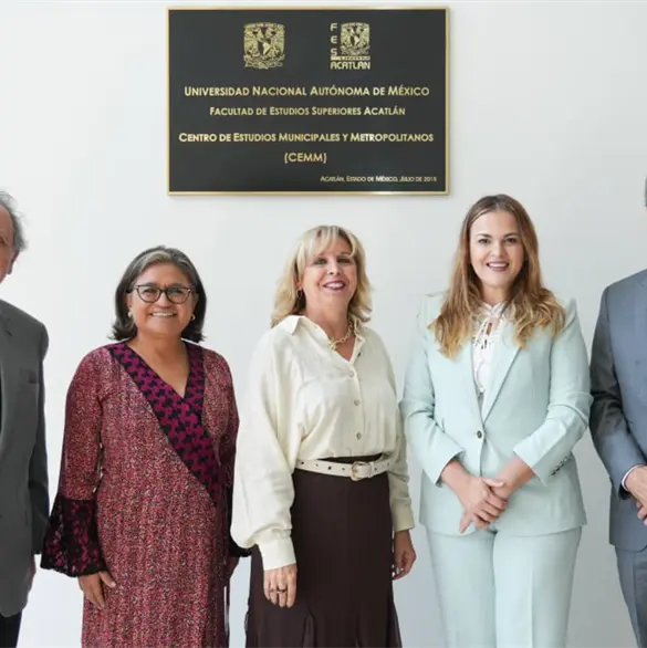 Coloquio en la UNAM re&uacute;ne a alcaldes; Chedraui detalla acciones y programas en Puebla