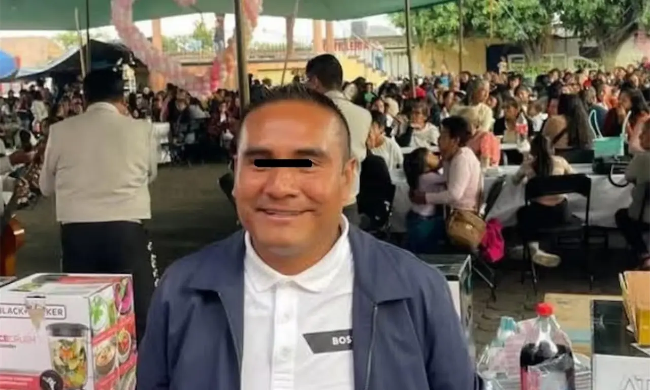  El edil fue detenido tras ser sorprendido en una situación que ahora es investigada por la Fiscalía estatal. 