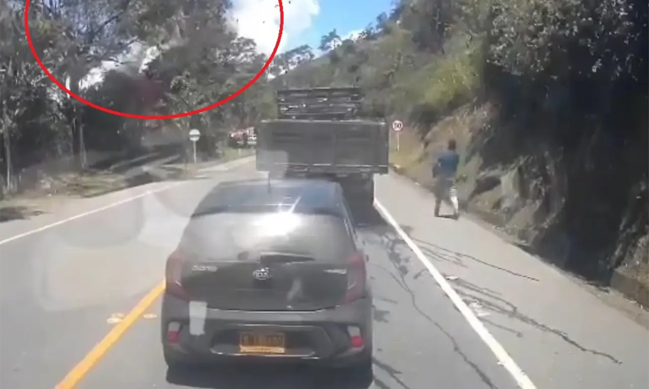  Además, reportes locales indican que el atentado de la Panamericana sería al menos el tercer ataque en una semana en la zona. 