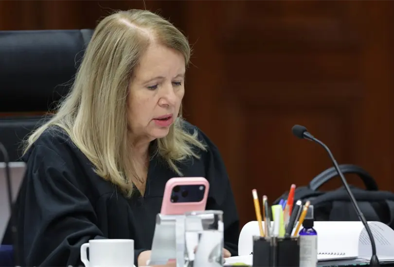 Ministra Loretta Ortiz: La raz&oacute;n detr&aacute;s de su licencia en la Corte