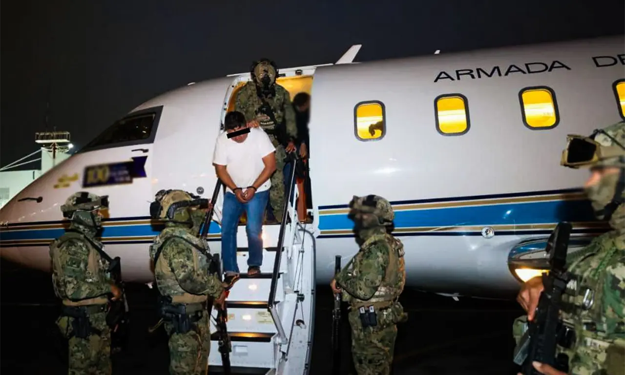  Su trayectoria dentro de la organización lo posicionó como una figura cercana al liderazgo histórico encabezado por Nemesio Oseguera Cervantes. 