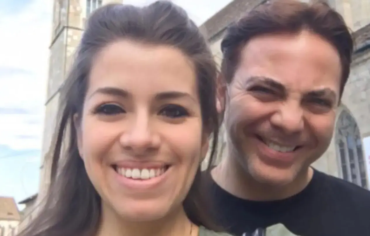 Carol Victoria Urban Flores