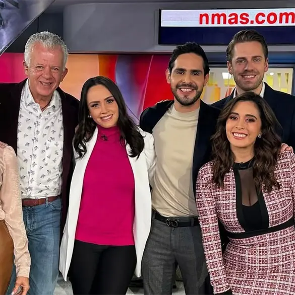 Los rumores son ciertos: Conductor de Foro TV presenta a su novio