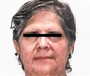 Revelan posible ubicaci&oacute;n de Erika Mar&iacute;a, suegra de Carolina Flores, acusada de asesinarla por la espalda