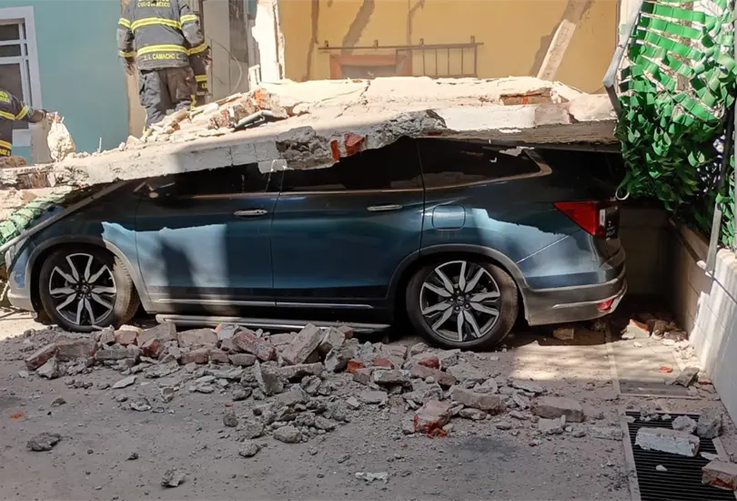 As&iacute; se derrumb&oacute; una casa en la colonia Roma de la CDMX; descartan v&iacute;ctimas | VIDEO