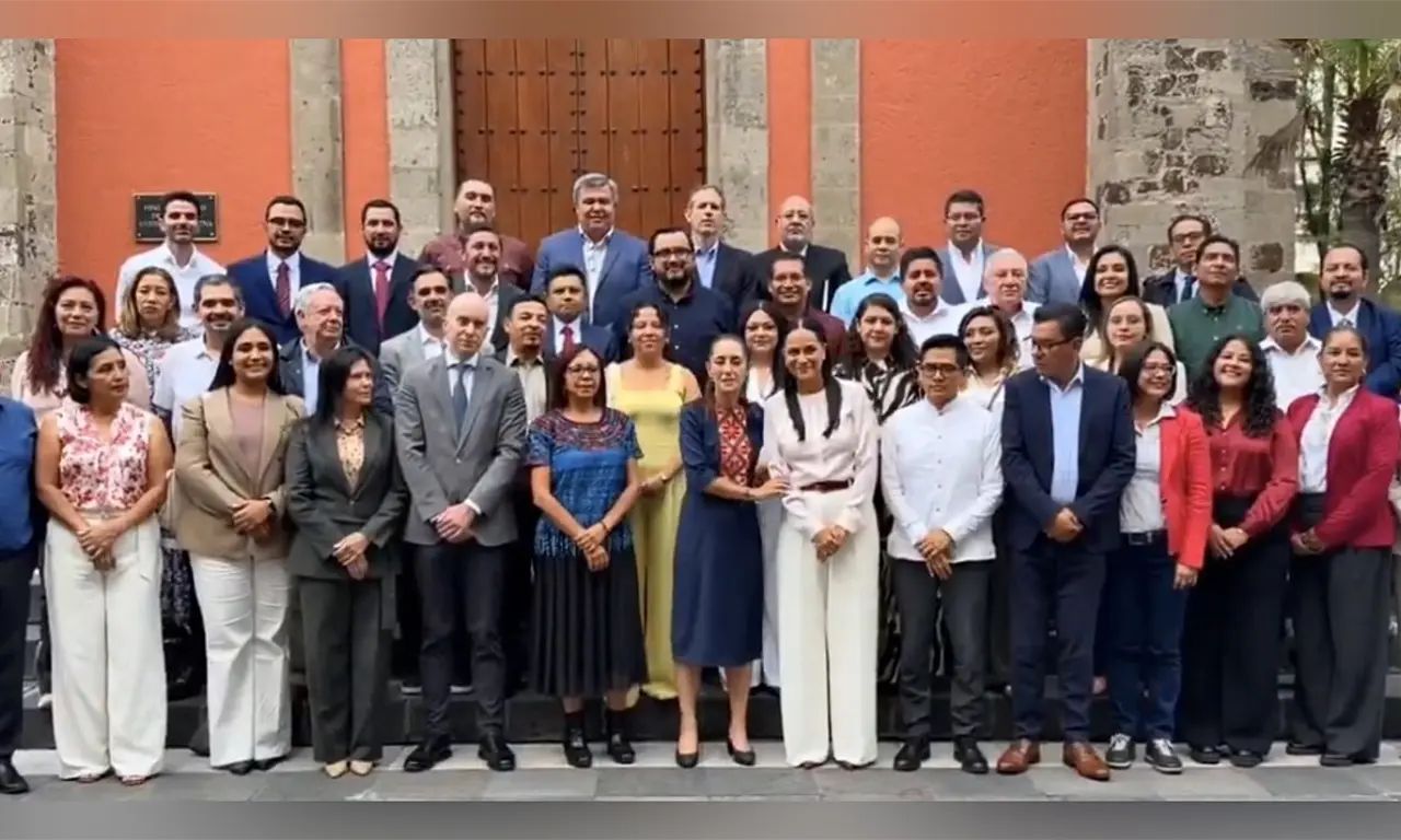  Sheinbaum anuncia salida de Ariadna Montiel del Bienestar: va por dirigencia de Morena 