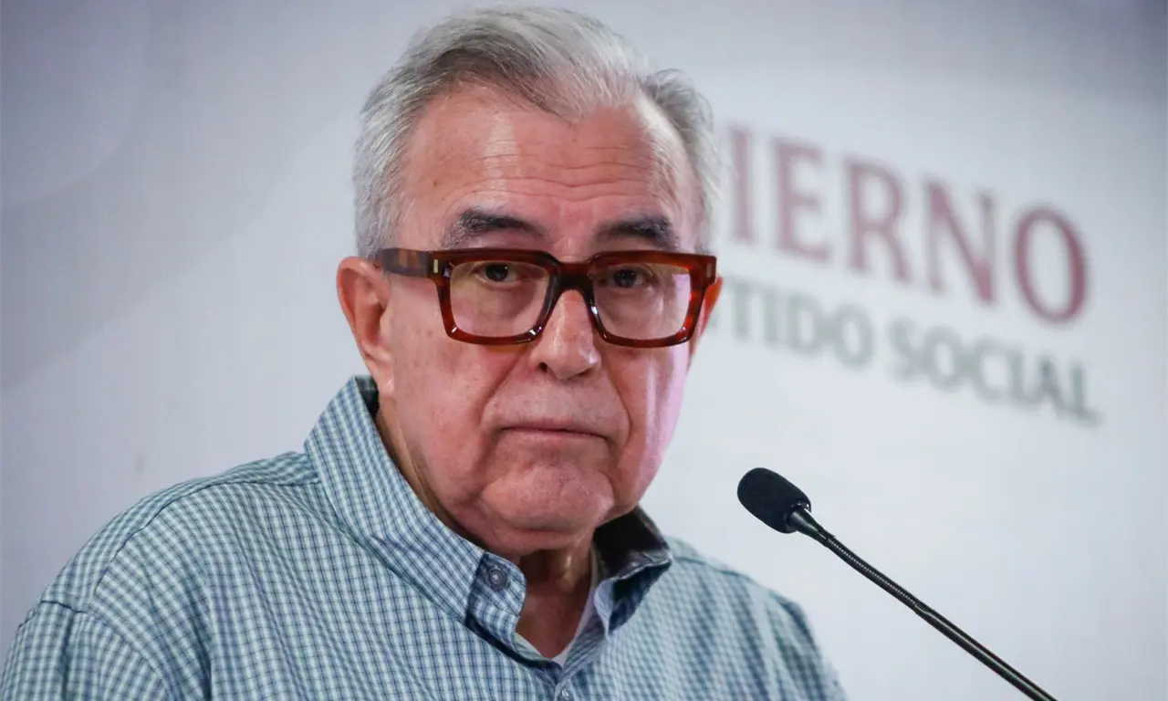  Rubén Rocha Moya, gobernador de Sinaloa. 