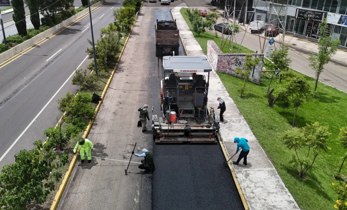  “Calles al 100” busca mejorar la movilidad en Puebla con la rehabilitación de cerca de 9 mil calles. 