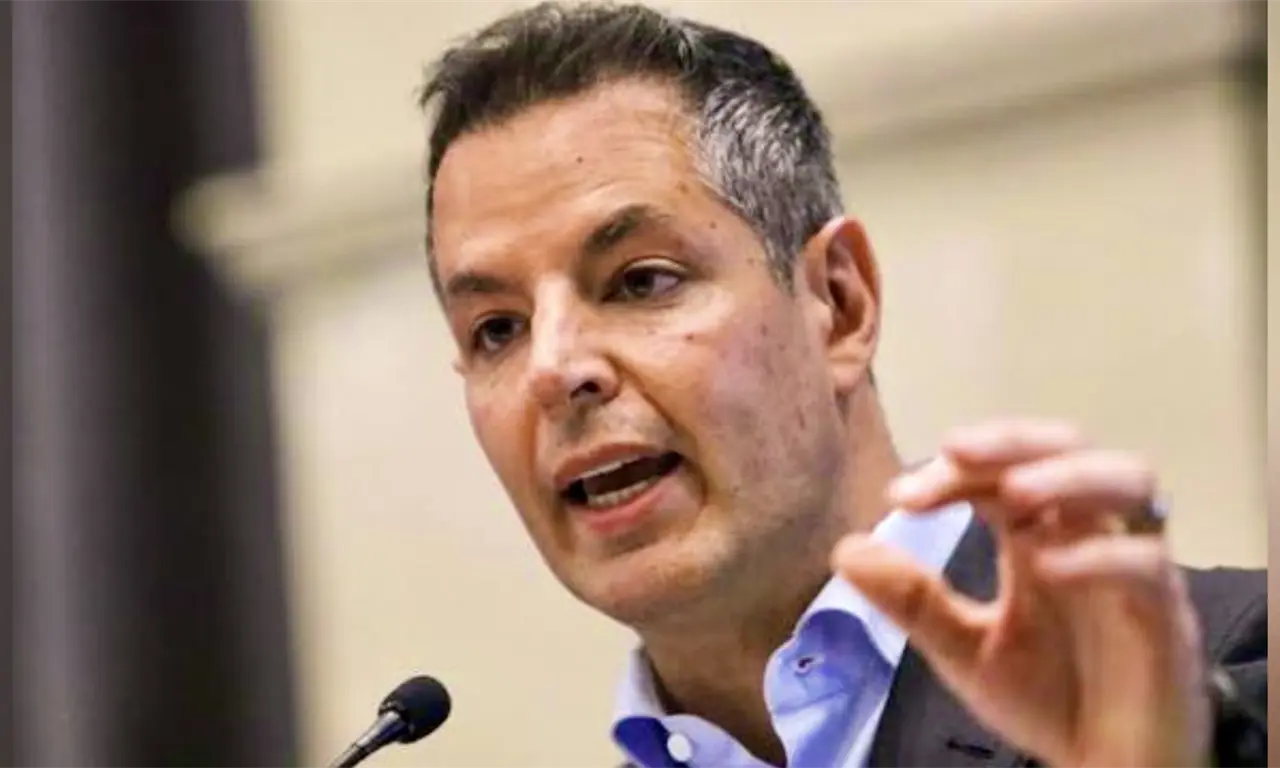  Investigan a Alejandro Murat y 24 exfuncionarios por presunto desvío de 98 mil mdp en Oaxaca 