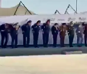 Se desploma escenograf&iacute;a en evento de Delfina G&oacute;mez con militares en Santa Luc&iacute;a | VIDEO