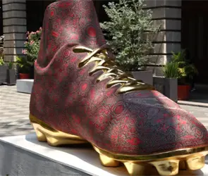 &iquest;D&oacute;nde ver el tenis gigante de Messi y otras piezas monumentales del Mundial 2026 en CDMX?