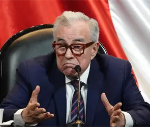 Millonarios, pensionados y con autos de lujo: los bienes de Rocha Moya y los acusados por EE.UU.
