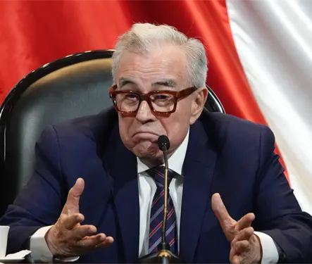 FGR llama a declarar a Rub&eacute;n Rocha Moya y 9 funcionarios se&ntilde;alados por supuestos sobornos del narco