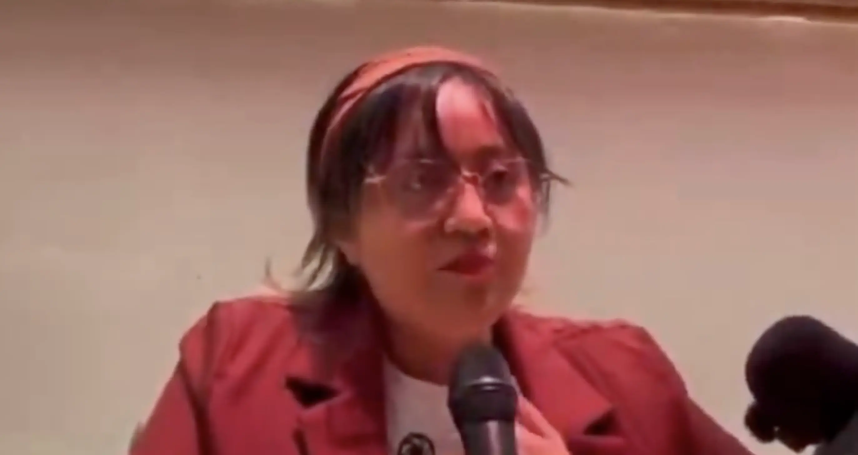 Especial. 