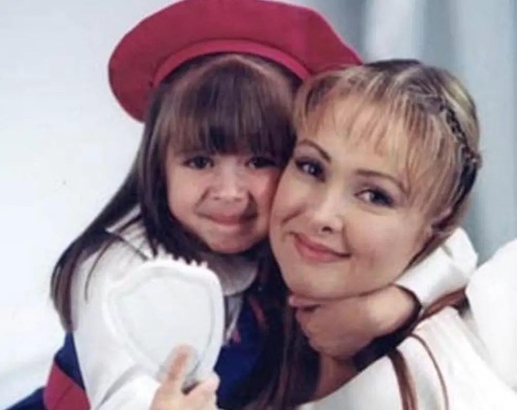 Durante los años noventa formó parte de telenovelas exitosas como 'Marimar', 'Lazos de amor' y 'Cañaveral de pasiones', consolidando su imagen como villana.