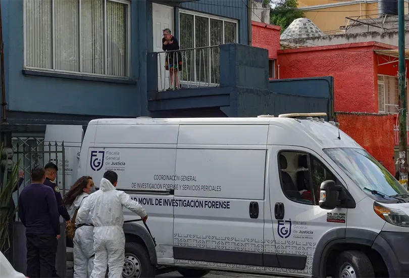 Las fotograf&iacute;as exhiben el estado en el que fue encontrado el domicilio despu&eacute;s del crimen.
