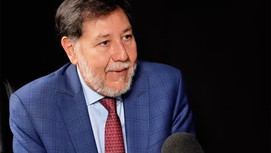 Me cerraron los caminos: Noro&ntilde;a revela su pasado como taxista y vendedor de libros en momentos de crisis econ&oacute;mica