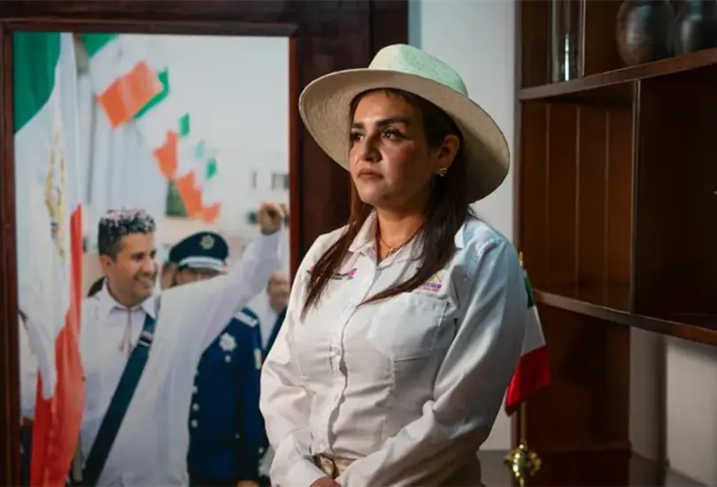 Tras la asignaci&oacute;n de escolta a Rocha Moya, la alcaldesa de Uruapan acus&oacute; un trato desigual en la protecci&oacute;n a funcionarios frente a la violencia.
