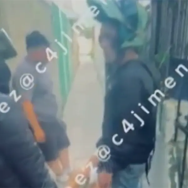 De rodillas: Los Mal Portados graban momento en que ejecutan a padre y sus dos hijos