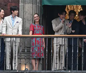 BTS conquista el Z&oacute;calo; Sheinbaum los acompa&ntilde;a desde Palacio Nacional y desata furor con ARMY
