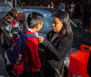 Padres rechazan recorte del ciclo escolar 2025-2026 por el Mundial y calor