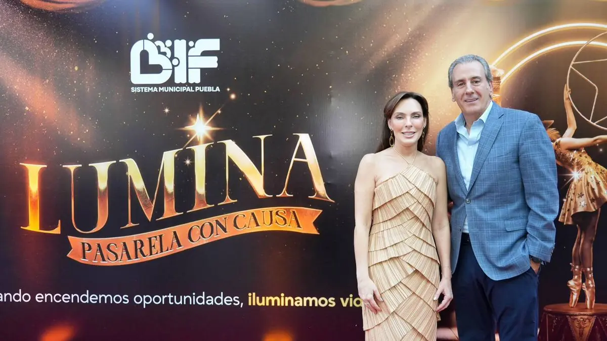 Pepe Chedraui y MariElise Budib encabezaron la pasarela con causa en Puebla. Gobierno de la Ciudad.