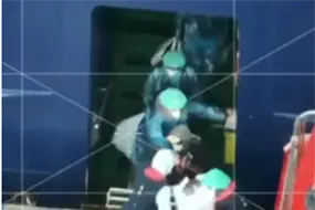 As&iacute; fue el desembarque de pasajeros del crucero MV Hondius afectado por el brote mortal de hantavirus