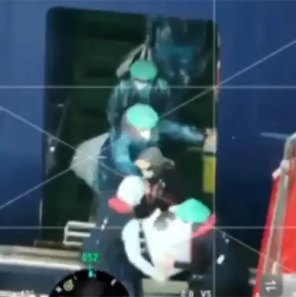 Así fue el desembarque de pasajeros del crucero MV Hondius afectado por el brote mortal de hantavirus Así fue el desembarque de pasajeros del crucero MV Hondius afectado por el brote mortal de hantavirus