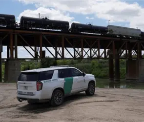 Tragedia en Texas: hallan muertos a tres mexicanos dentro de un vag&oacute;n de tren; esto se sabe