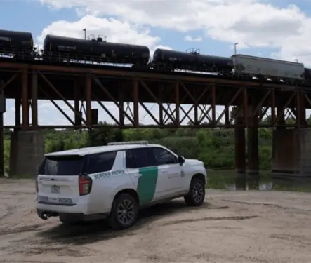 Tragedia en Texas: hallan muertos a tres mexicanos dentro de un vag&oacute;n de tren; esto se sabe