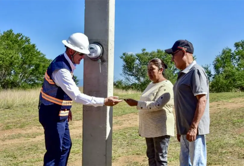 CFE alcanza 50 millones de usuarios: electrificaci&oacute;n en Oaxaca impulsa acceso a la luz en comunidades rurales