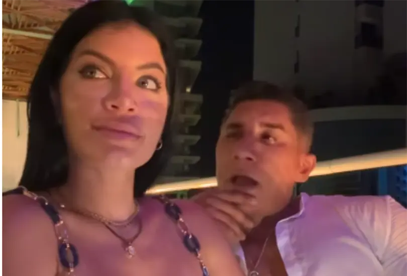 Las im&aacute;genes muestran presuntamente a Edgar Chumacero y Natalia Su&aacute;rez del Real en una actitud cercana durante un concierto de Car&iacute;n Le&oacute;n.