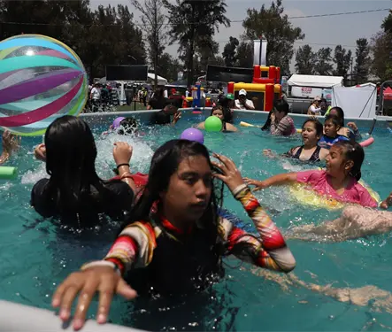 Calendario SEP actualizado: &iquest;Cu&aacute;ndo salen y cu&aacute;ndo regresan los ni&ntilde;os de vacaciones 2026?