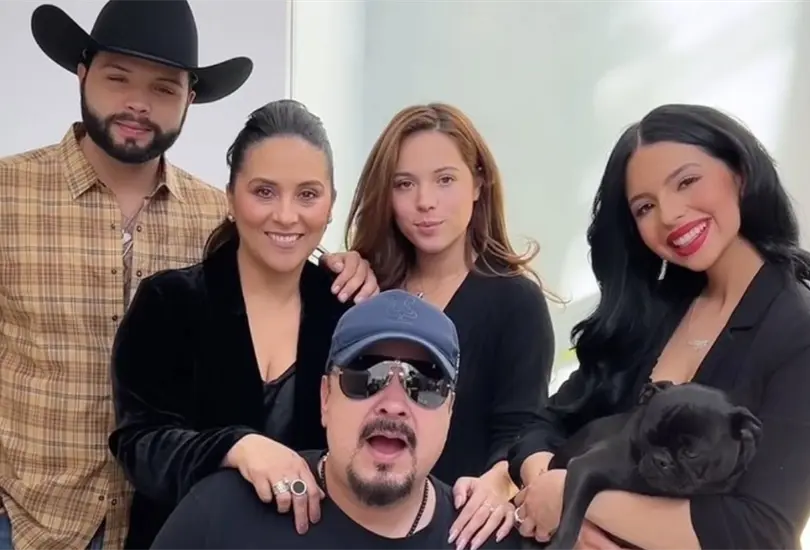 Familia Aguilar despide a su perro