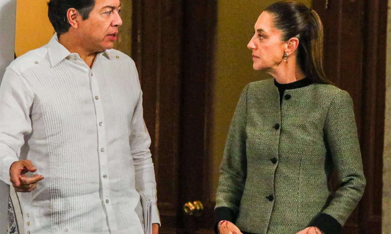  Mario Delgado junto a Claudia Sheinbaum. 