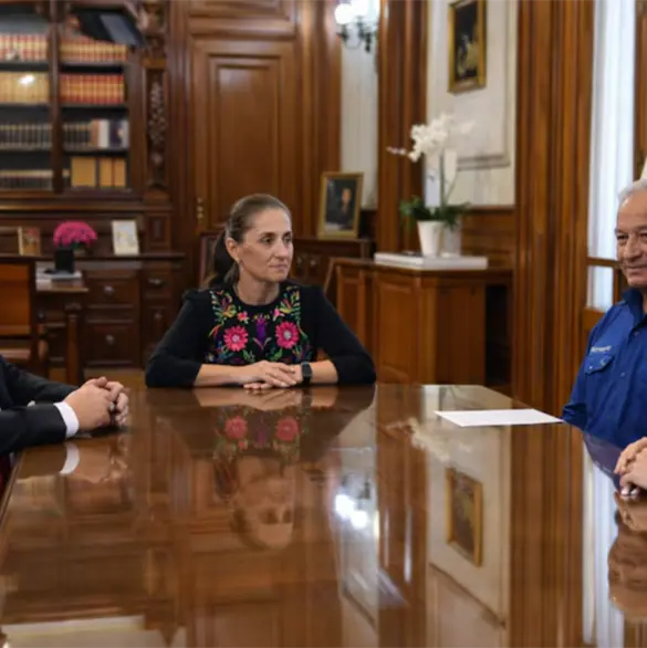 V&iacute;ctor Rodr&iacute;guez deja la direcci&oacute;n de Pemex; lo revelar&aacute; Juan Carlos Carpio 