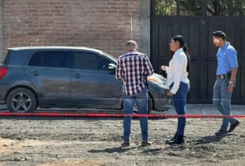 Otras dos hijas de la pareja lograron esconderse durante el ataque.