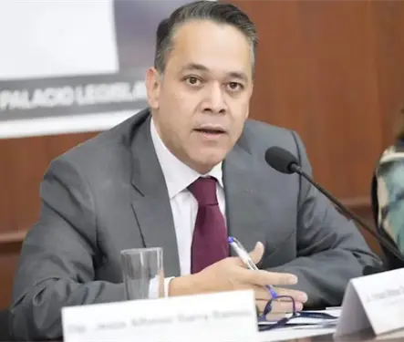 Enrique D&iacute;az, exsecretario de Rocha Moya, se habr&iacute;a entregado a EE.UU.