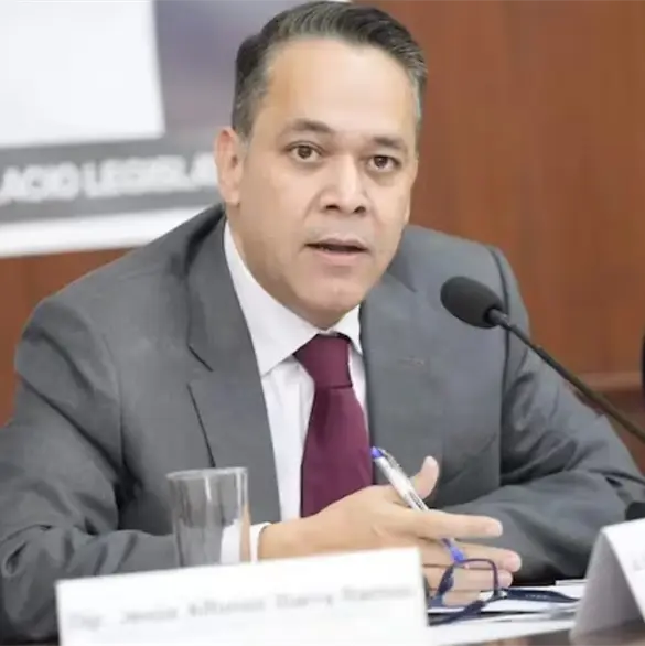 Enrique D&iacute;az, exsecretario de Rocha Moya, se habr&iacute;a entregado en Europa para negociar con EE.UU.