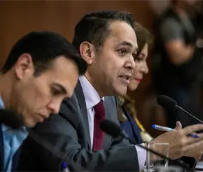 Enrique D&iacute;az Vega: &iquest;De qu&eacute; acusan al exsecretario de Finanzas de Rocha Moya?