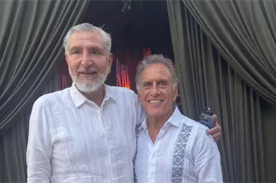 Ad&aacute;n Augusto reaparece en fiesta con los Yunes en medio de crisis en Morena