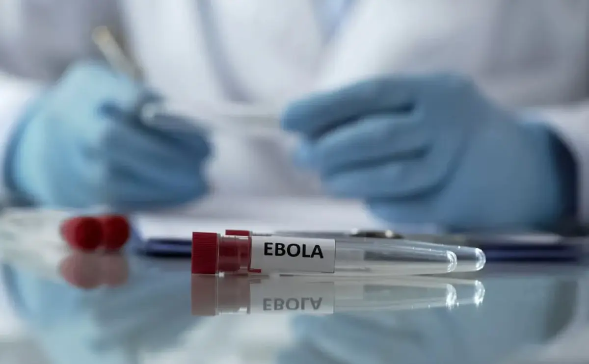 La Secretaría de Salud recomendó evitar viajes a regiones afectadas por el ébola. Especial