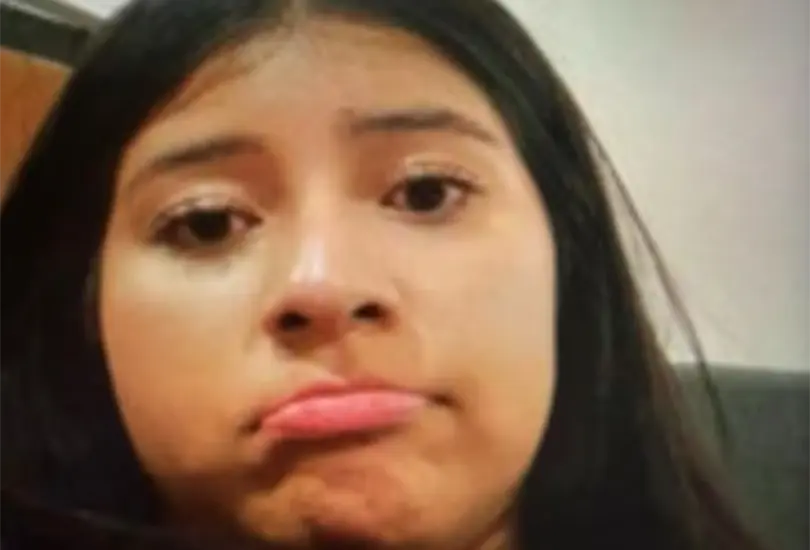 La joven de 17 años desapareció luego de que no la dejaran entrar a la escuela por llegar tarde. La joven de 17 años desapareció luego de que no la dejaran entrar a la escuela por llegar tarde.
