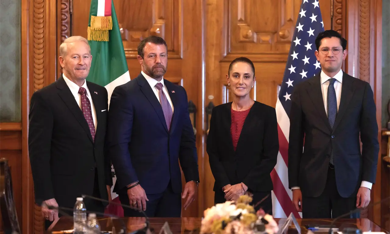  Sheinbaum y Markwayne Mullin acuerdan reforzar la cooperación entre México y EE.UU. 