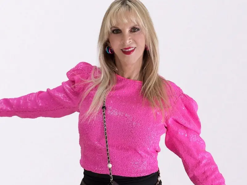 Actualmente, a sus 67 años, continúa activa en los medios de comunicación con su canal de YouTube ShanikTV, además de conducir el programa radiofónico 'Shanik en Fórmula' y colaborar con una sección de espectáculos en el matutino 'Hoy'.Su hija Karla Berman se convirtió en empresaria e inversionista y ha participado como inversionista en el programa 'Shark Tank México'. Actualmente, a sus 67 años, continúa activa en los medios de comunicación con su canal de YouTube ShanikTV, además de conducir el programa radiofónico 'Shanik en Fórmula' y colaborar con una sección de espectáculos en el matutino 'Hoy'.Su hija Karla Berman se convirtió en empresaria e inversionista y ha participado como inversionista en el programa 'Shark Tank México'.