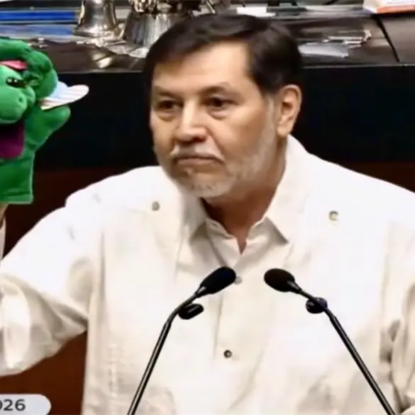 Noro&ntilde;a desata esc&aacute;ndalo con una Baby Bop en el Congreso y convierte la sesi&oacute;n en guerra