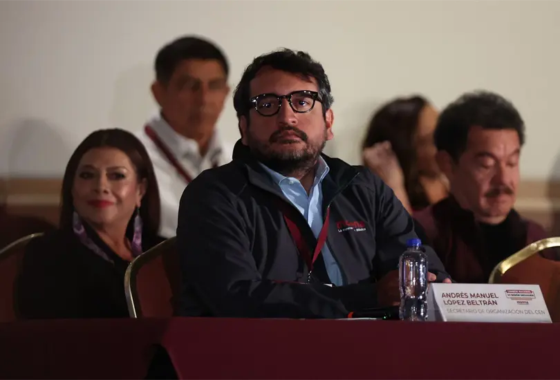 El hijo de AMLO se va de la dirigencia de Morena. El hijo de AMLO se va de la dirigencia de Morena.